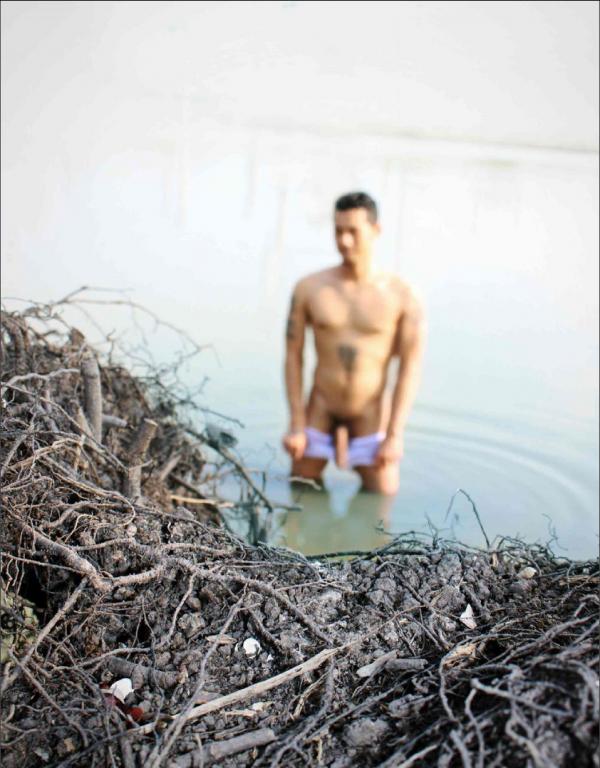 MAN-OMG-3---Guy-On-Hot-Street